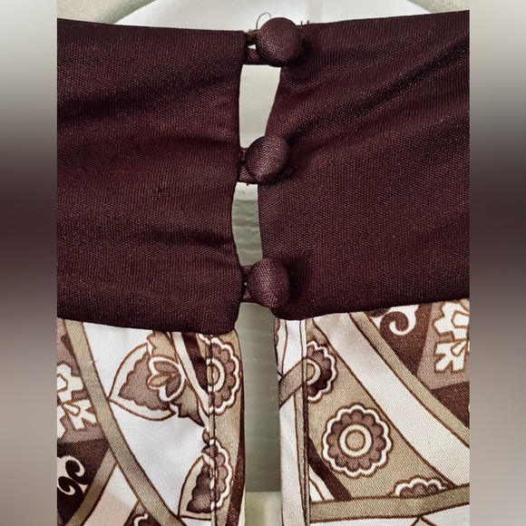 LE CHATEAU women’s brown satiny top size small - Picture 5 of 6